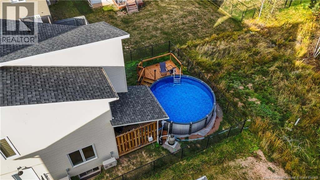 292 Falcon Drive — Moncton, New Brunswick - Photo 4 of 39