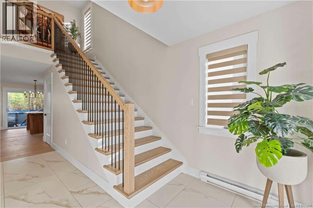 292 Falcon Drive — Moncton, New Brunswick - Photo 5 of 39