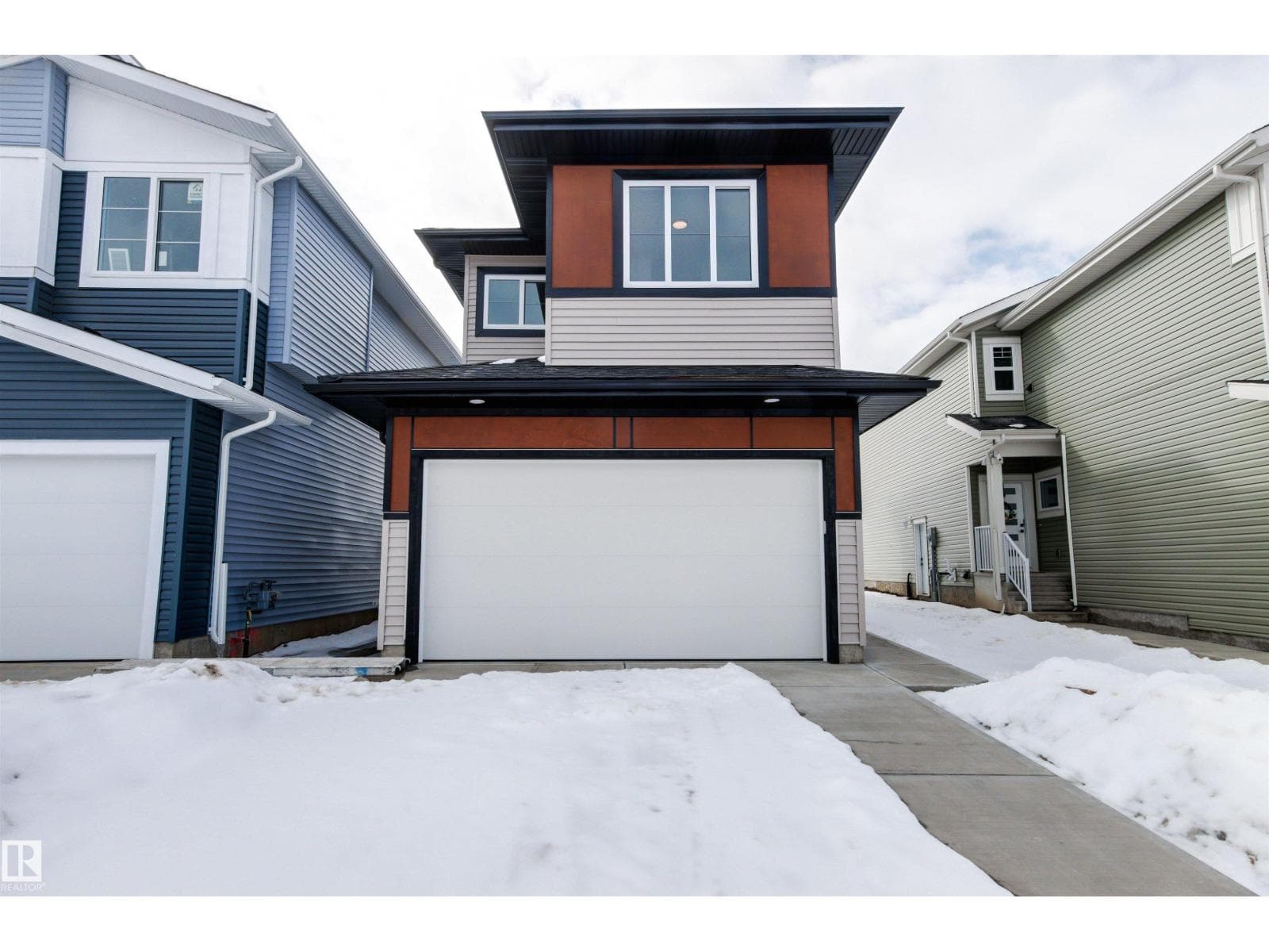 5127 53 AV — Calmar, Alberta - Main photo