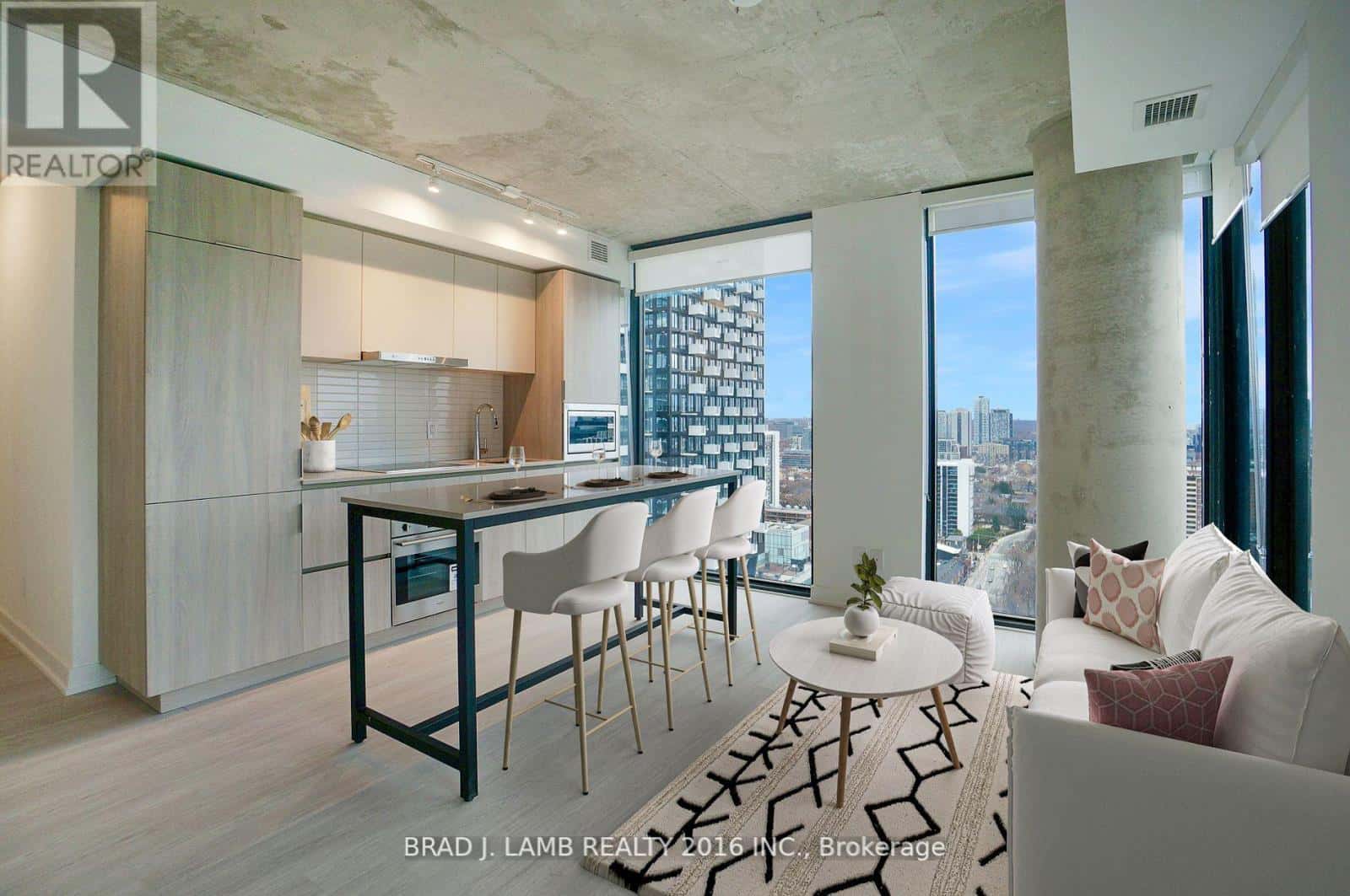 2507 - 47 MUTUAL STREET — Toronto (Church-Yonge Corridor), Ontario - Photo 2 of 13