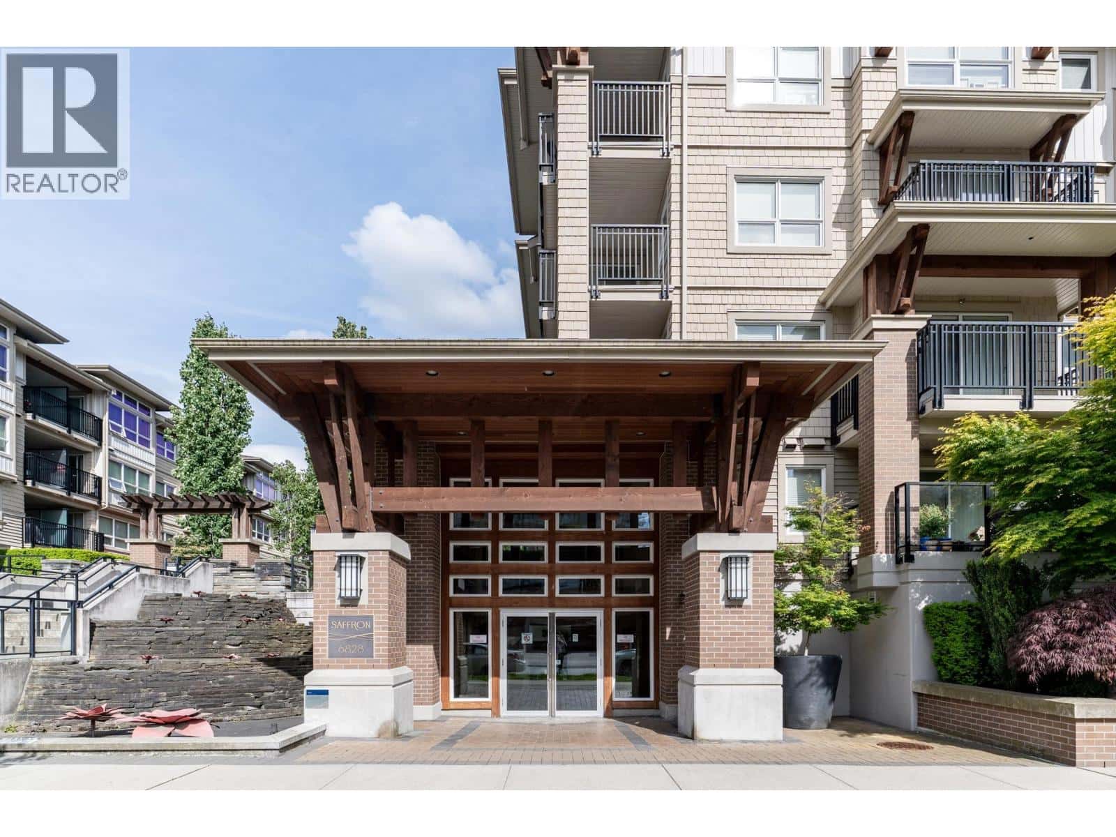 321 6828 ECKERSLEY ROAD — Richmond, British Columbia - Photo 3 of 33