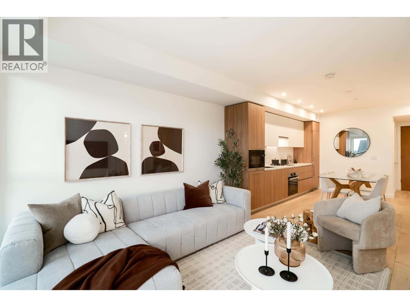 310 209 E 20TH AVENUE — Vancouver, British Columbia - Photo 5 of 21