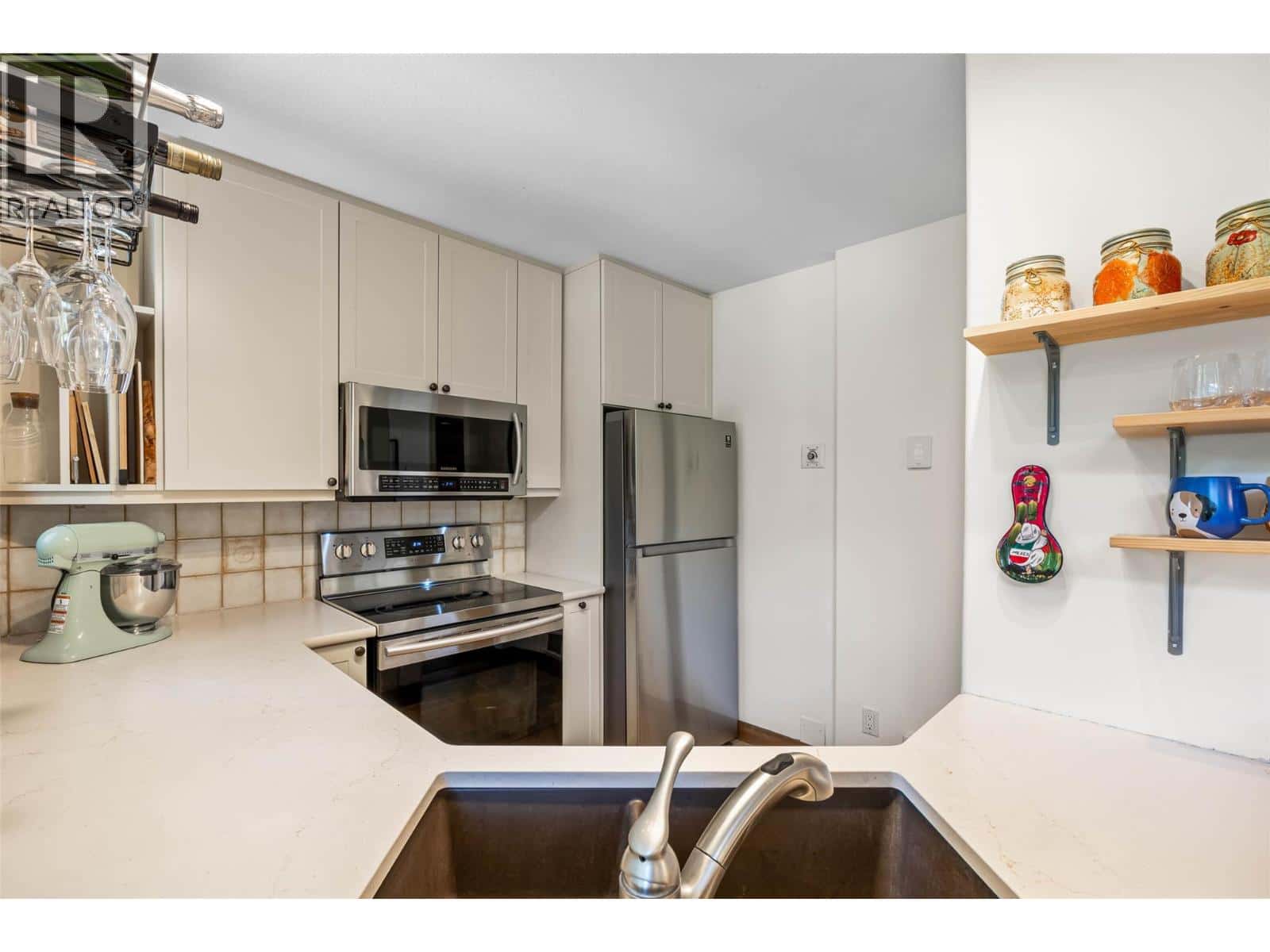 2140 Sun Peaks Road Unit# 24 — Sun Peaks, British Columbia - Photo 3 of 41