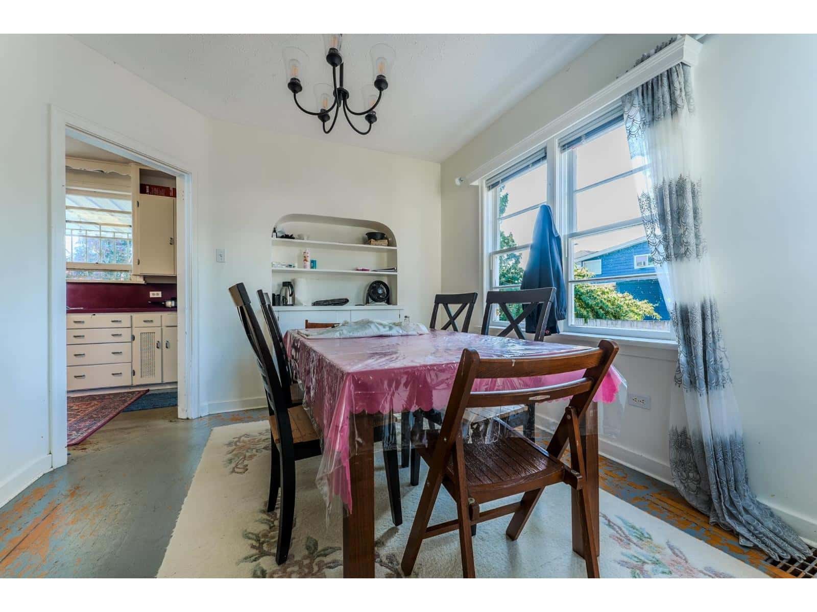 46220 MAPLE AVENUE, Chilliwack Proper East — Chilliwack, British Columbia - Photo 5 of 39