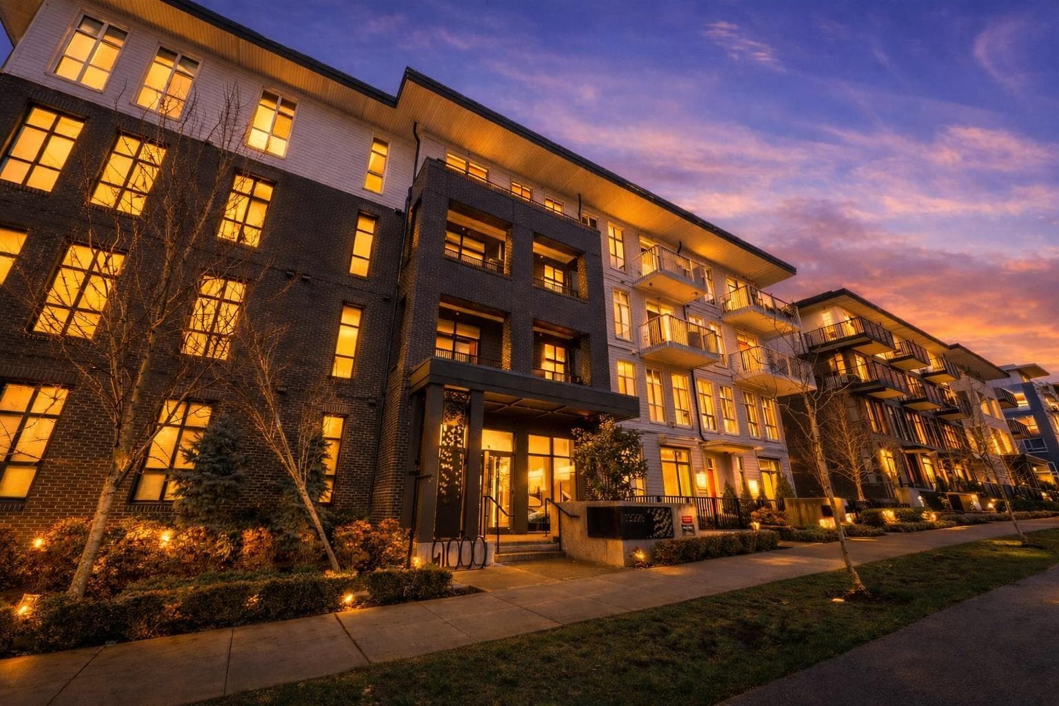 112 13929 105 BOULEVARD — Surrey, British Columbia - Main photo