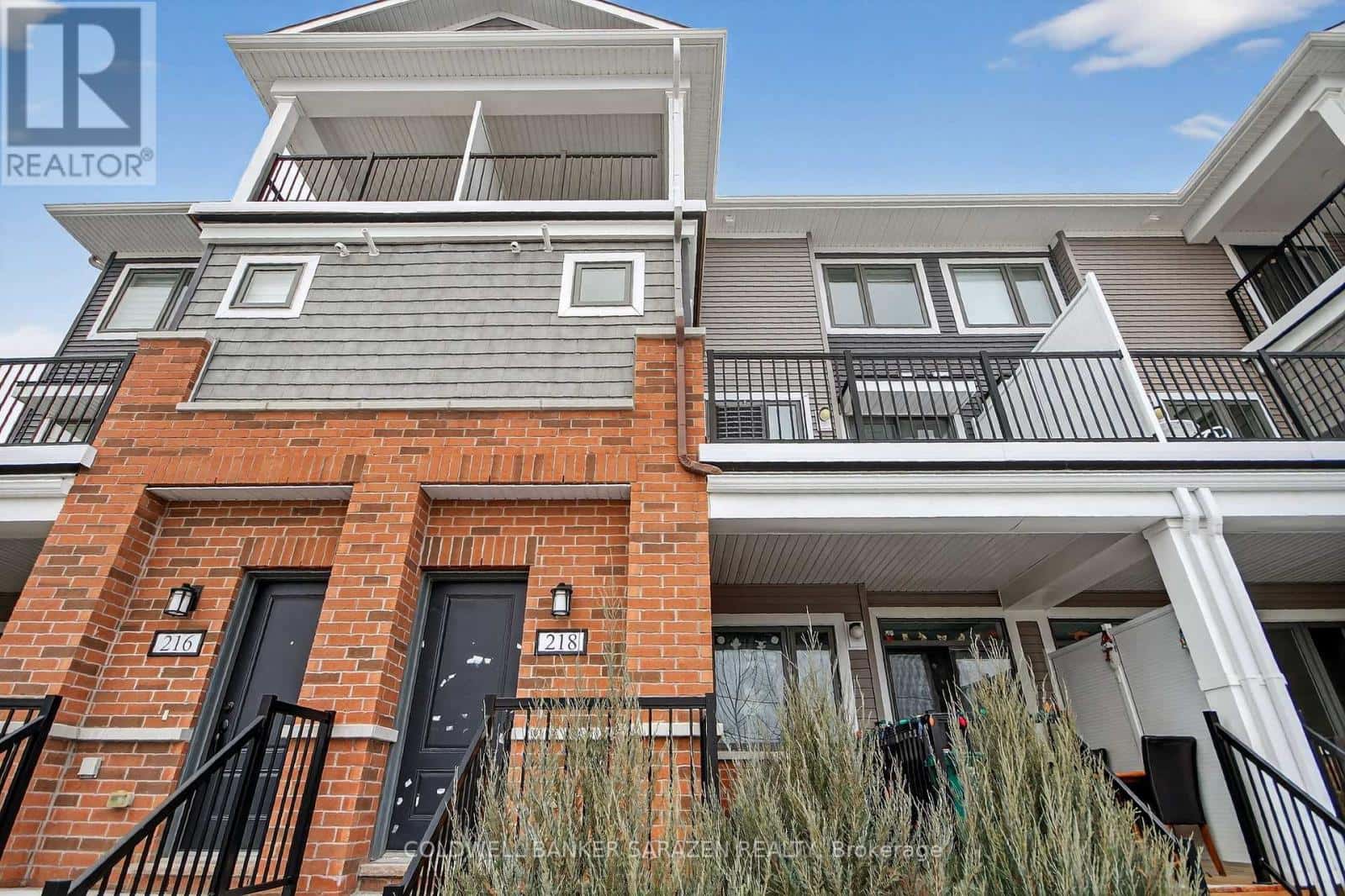 218 PILOT PRIVATE — Ottawa, Ontario - Photo 3 of 42