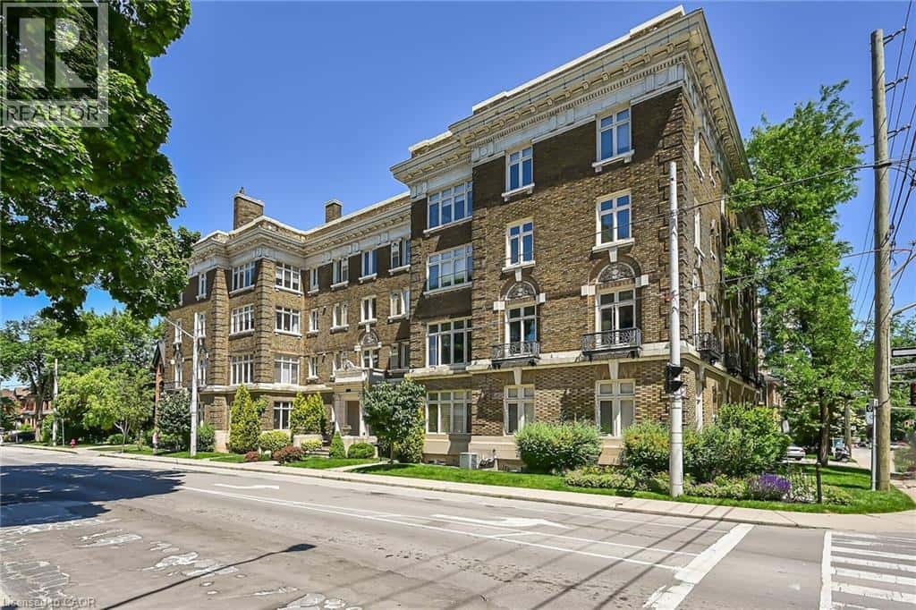 86 HERKIMER Street Unit# PH41 — Hamilton, Ontario - Photo 3 of 49