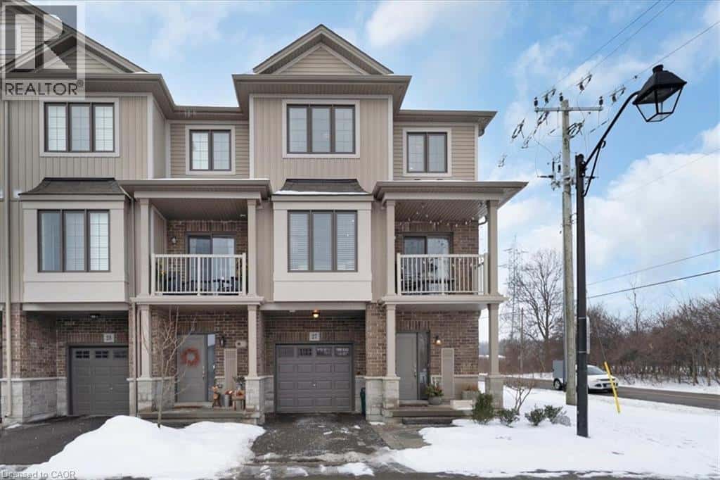 377 GLANCASTER Road Unit# 27 — Hamilton, Ontario - Photo 2 of 50