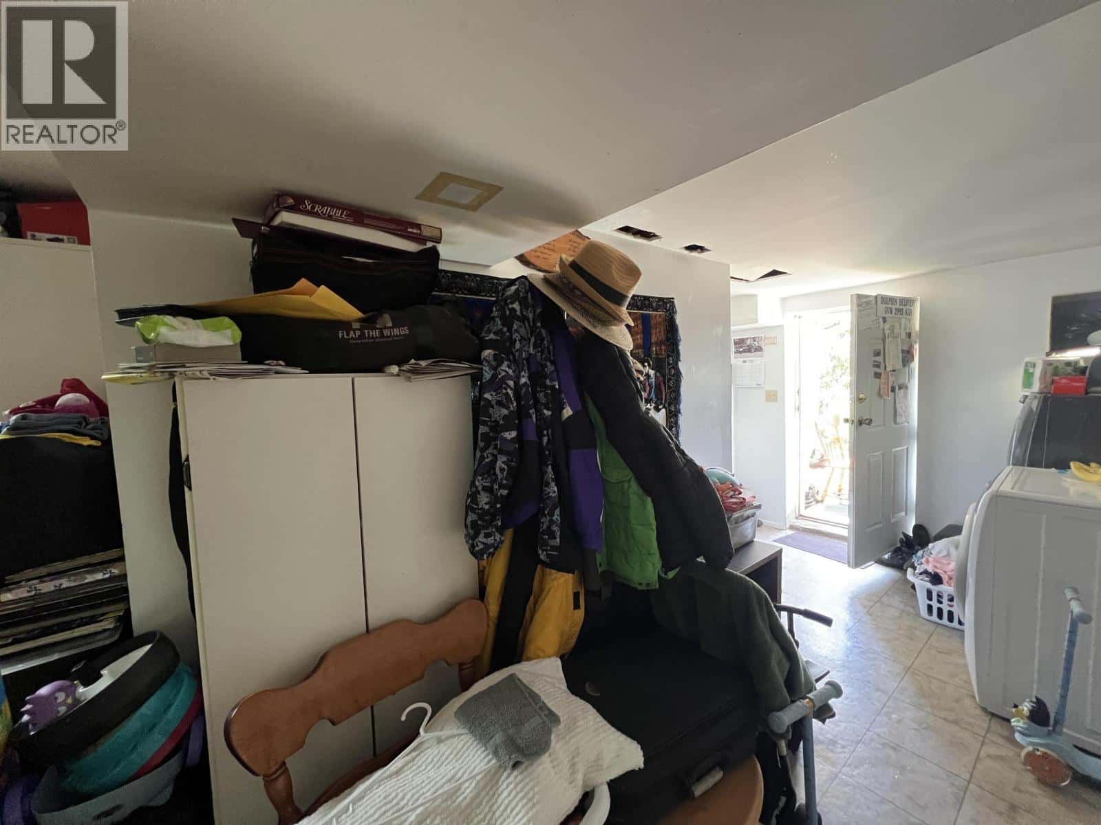 1224 SIXTH AVENUE — New Westminster, British Columbia - Photo 5 of 35