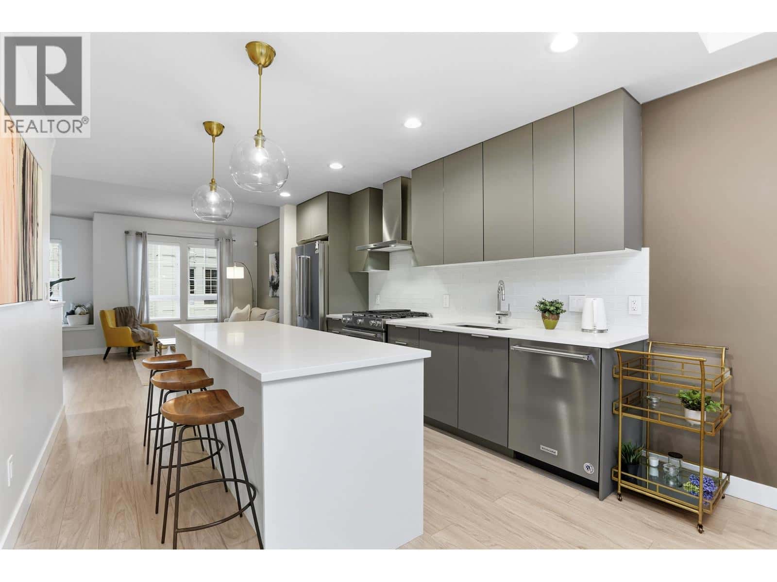 2126 ST JOHNS STREET STREET — Port Moody, British Columbia - Photo 5 of 29