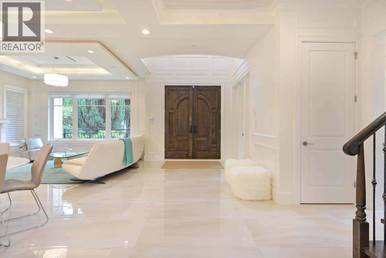 2930 W 29TH AVENUE — Vancouver, British Columbia - Photo 3 of 36