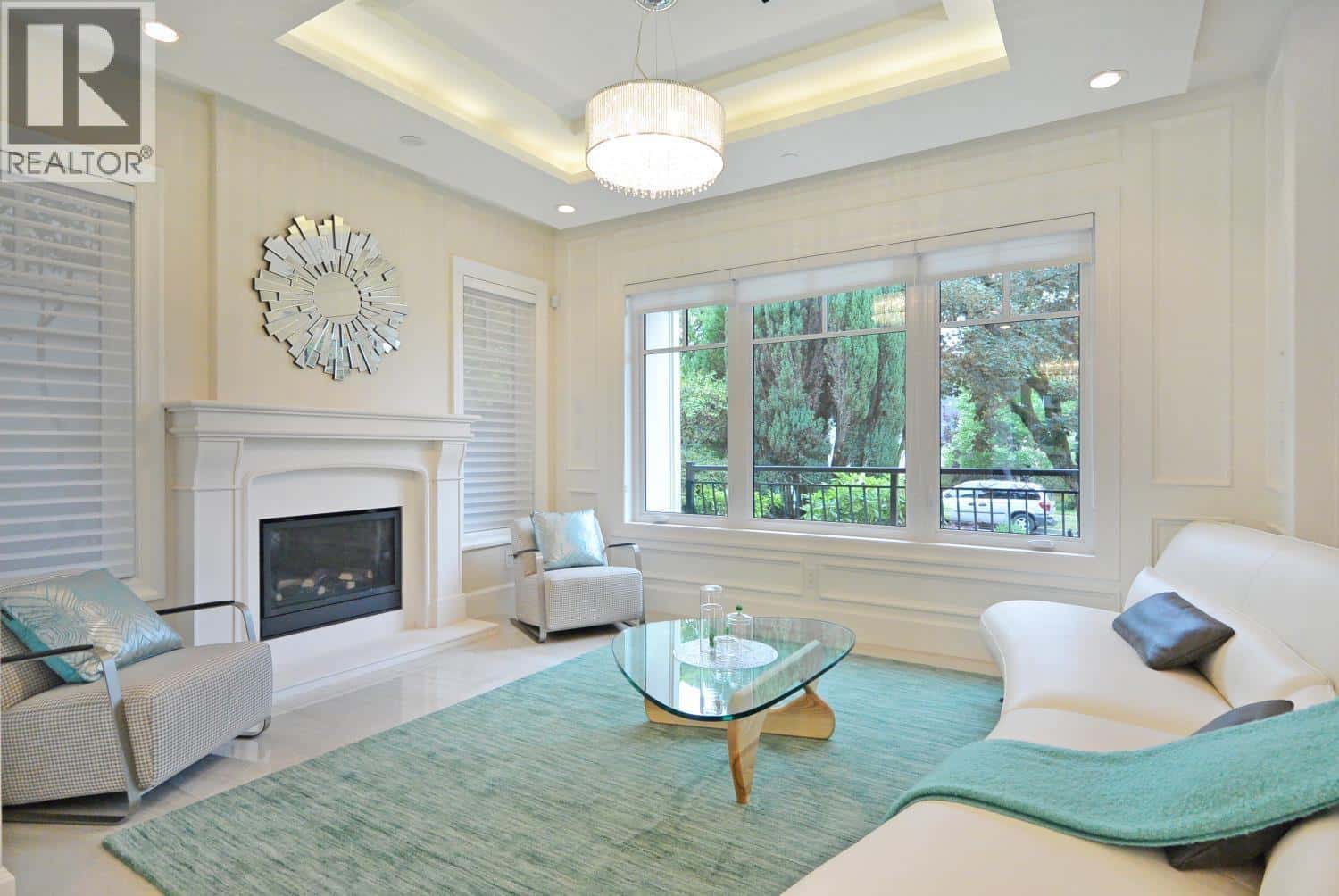 2930 W 29TH AVENUE — Vancouver, British Columbia - Photo 4 of 36