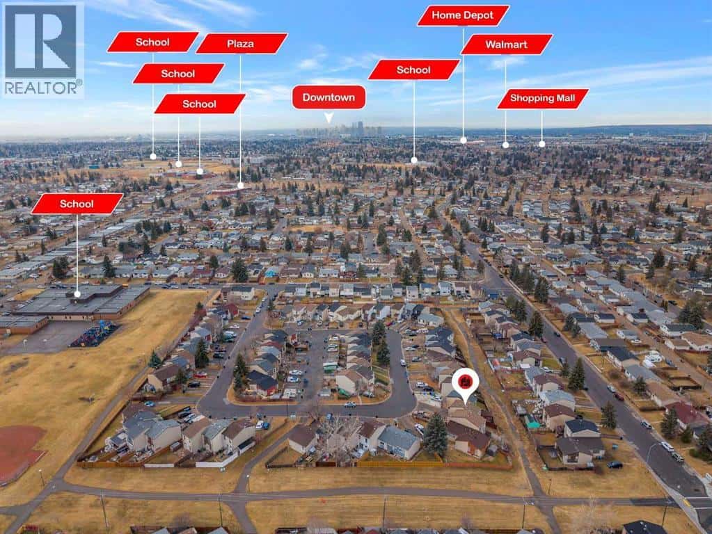 63 Penworth Close SE — Calgary, Alberta - Photo 4 of 35