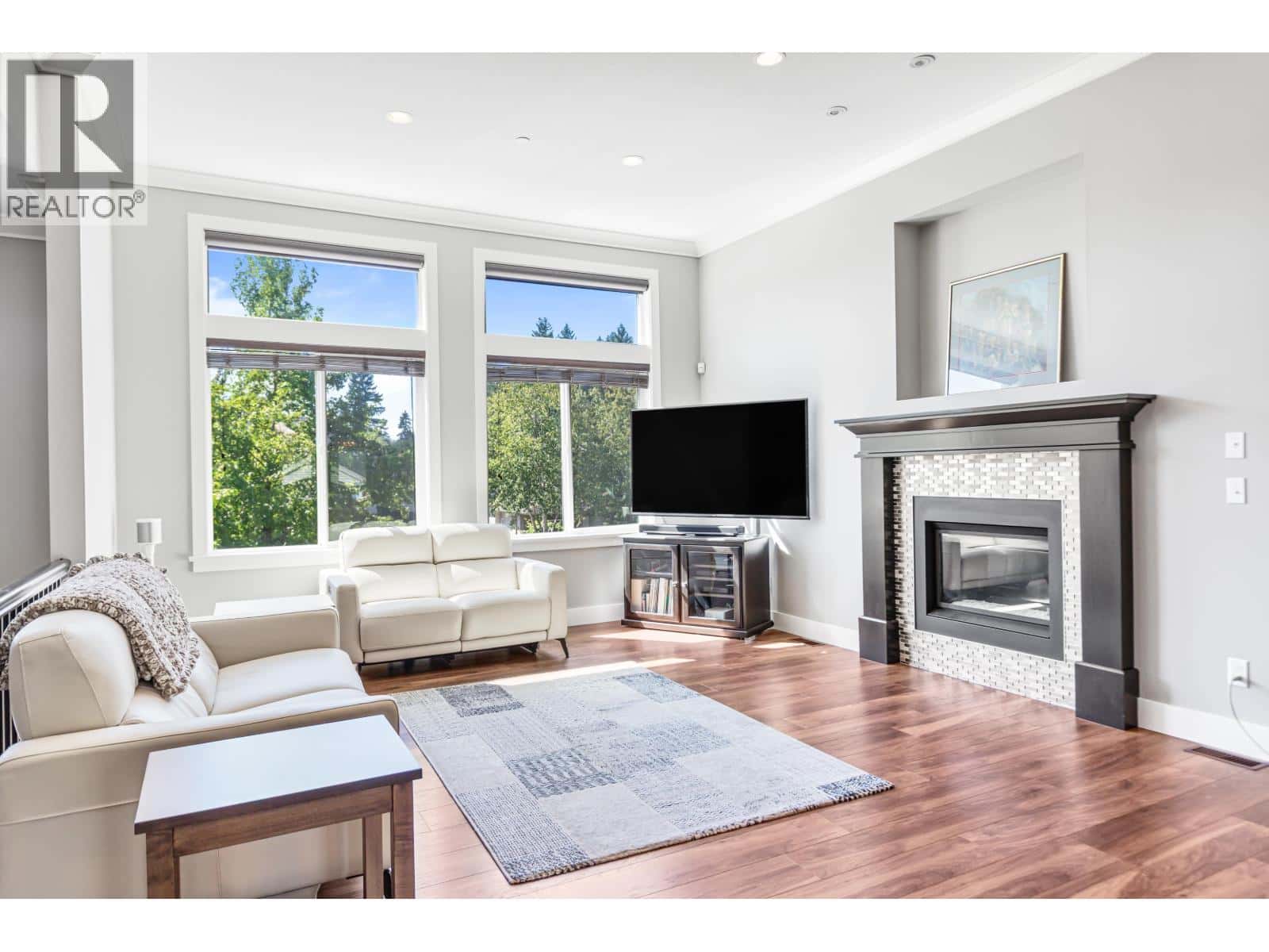 12782 228A STREET — Maple Ridge, British Columbia - Photo 4 of 40