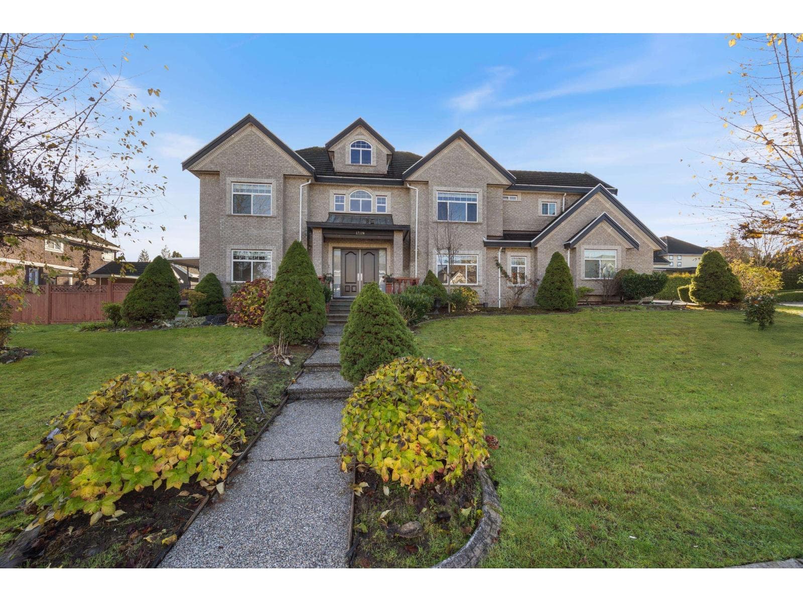 17120 85A AVENUE — Surrey, British Columbia - Main photo