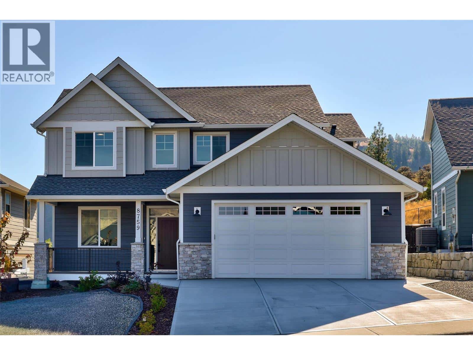 8759 BADGER Drive — Kamloops, British Columbia - Photo 4 of 53