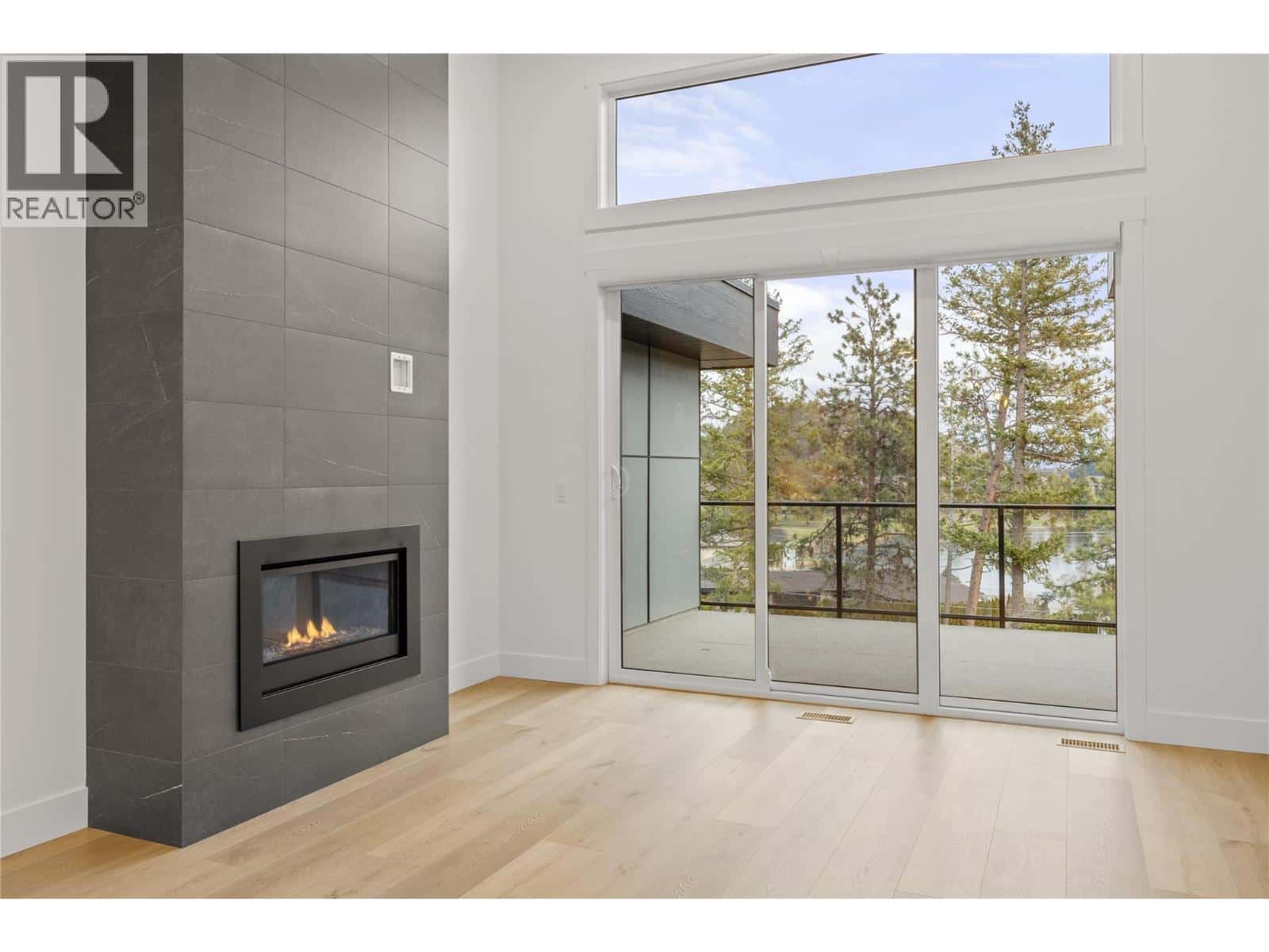 2835 Canyon Crest Drive Unit# 7 — West Kelowna, British Columbia - Photo 5 of 38