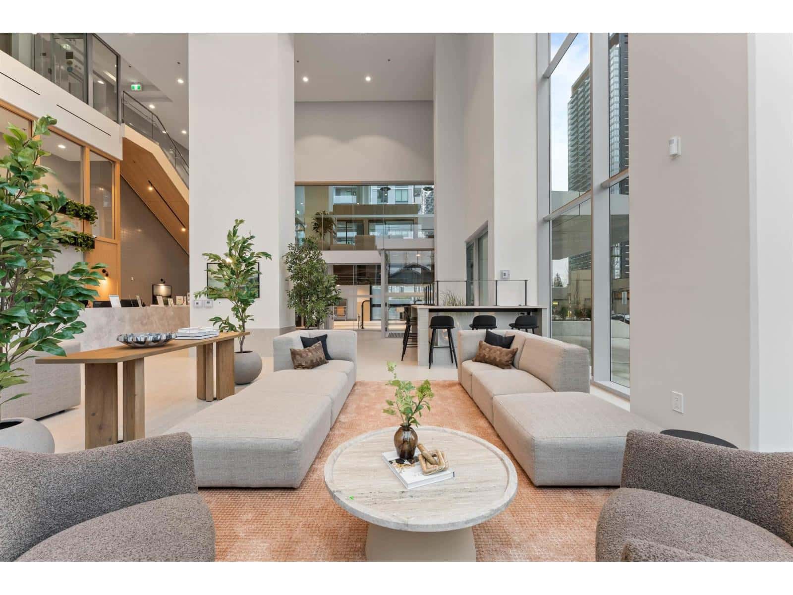 2606 13573 98A AVENUE — Surrey, British Columbia - Photo 3 of 30