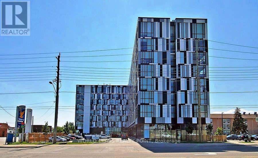 633 - 1900 SIMCOE STREET — Oshawa (Samac), Ontario - Photo 2 of 21