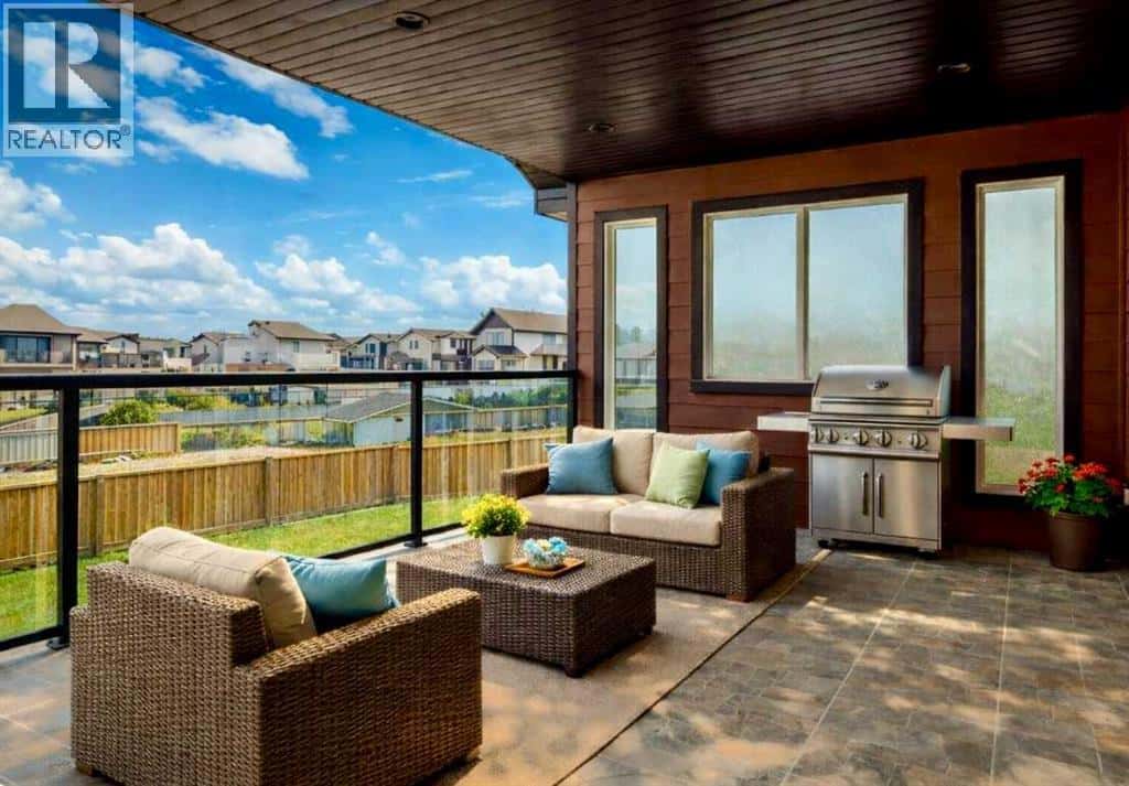 346 Sixmile Ridge S — Lethbridge, Alberta - Photo 3 of 50