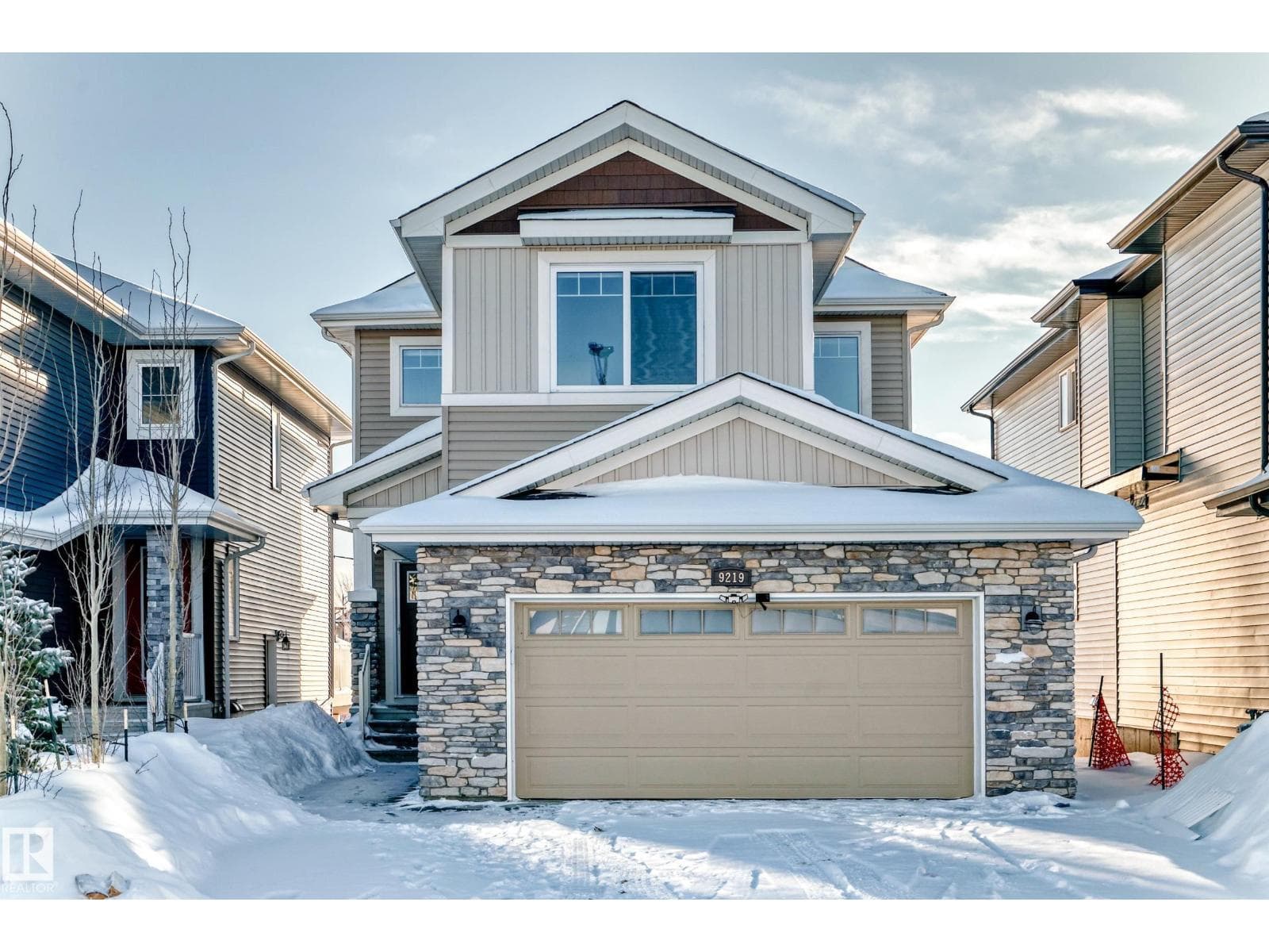 9219 183 AV NW — Edmonton, Alberta - Main photo