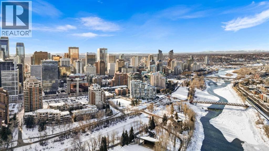 404, 660 Eau Claire Avenue SW — Calgary, Alberta - Main photo