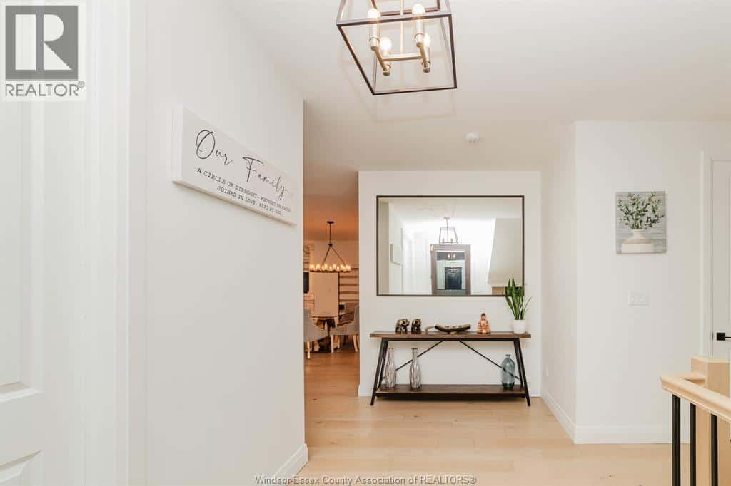 332 CHRISTINE AVENUE — Belle River, Ontario - Photo 5 of 31