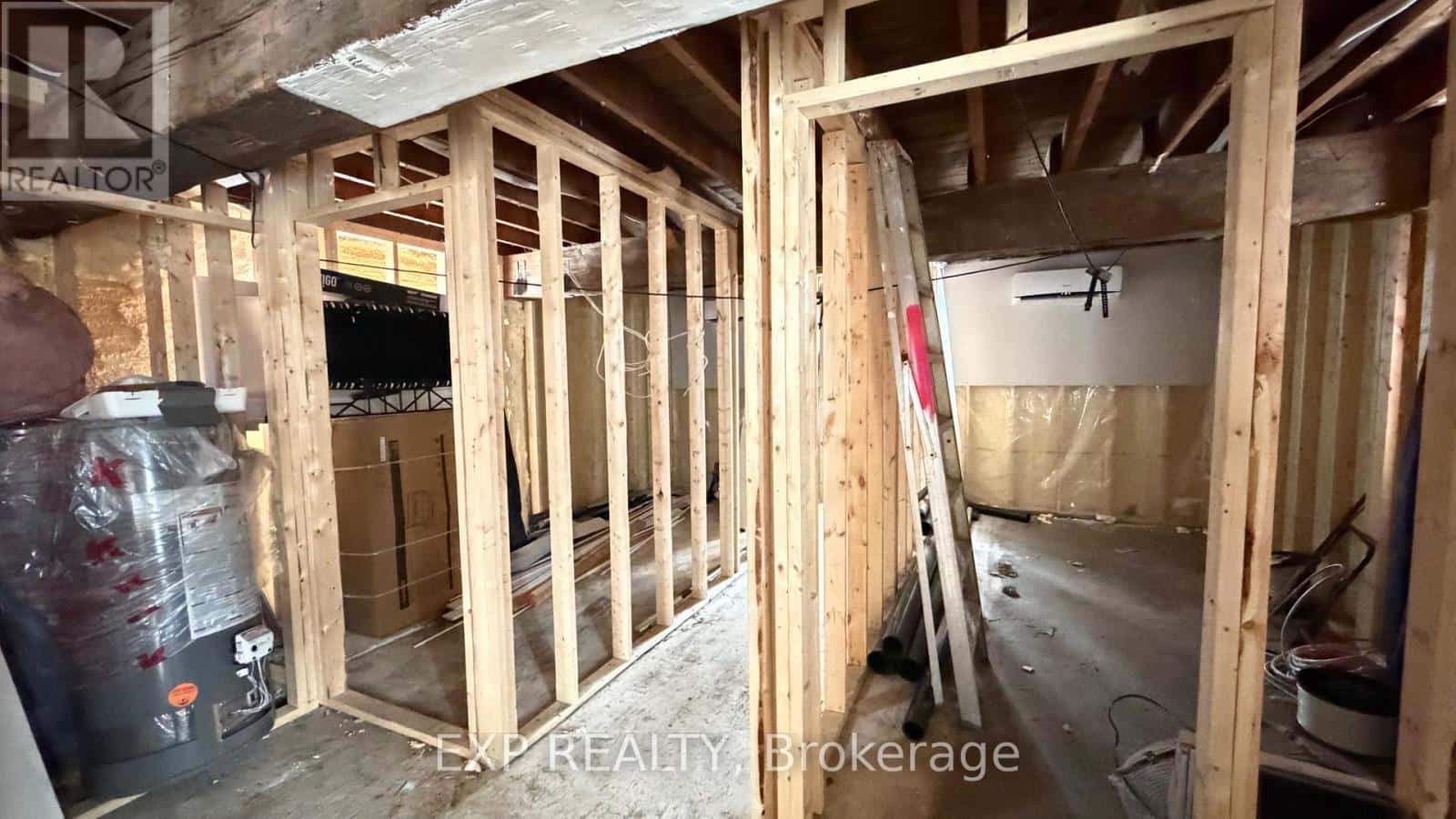 33A MURNEY STREET — Belleville (Belleville Ward), Ontario - Photo 4 of 14