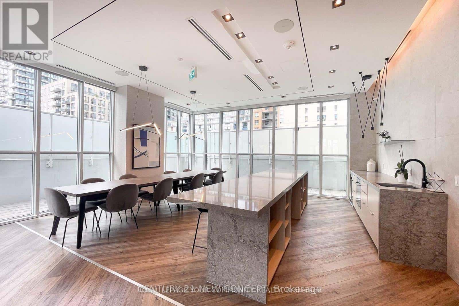 2506 - 77 MUTUAL STREET — Toronto (Church-Yonge Corridor), Ontario - Photo 5 of 22