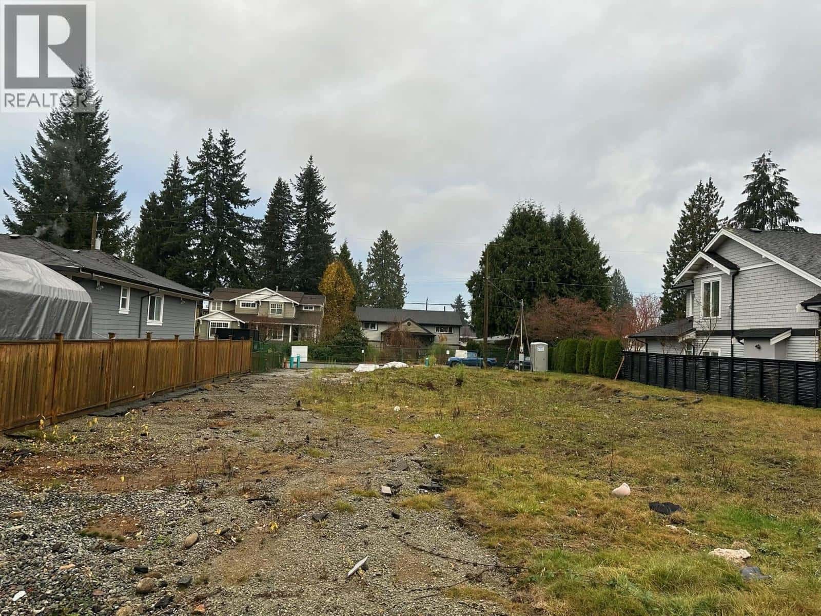 754 E 17TH STREET — North Vancouver, British Columbia - Photo 4 of 5