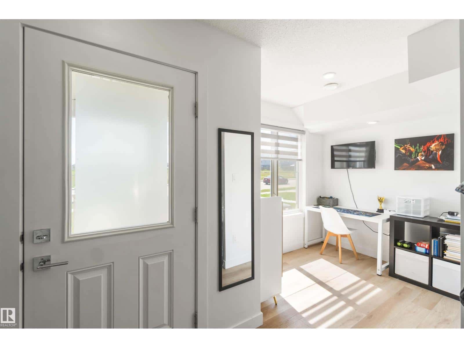 22778 97 AV NW — Edmonton, Alberta - Photo 2 of 46