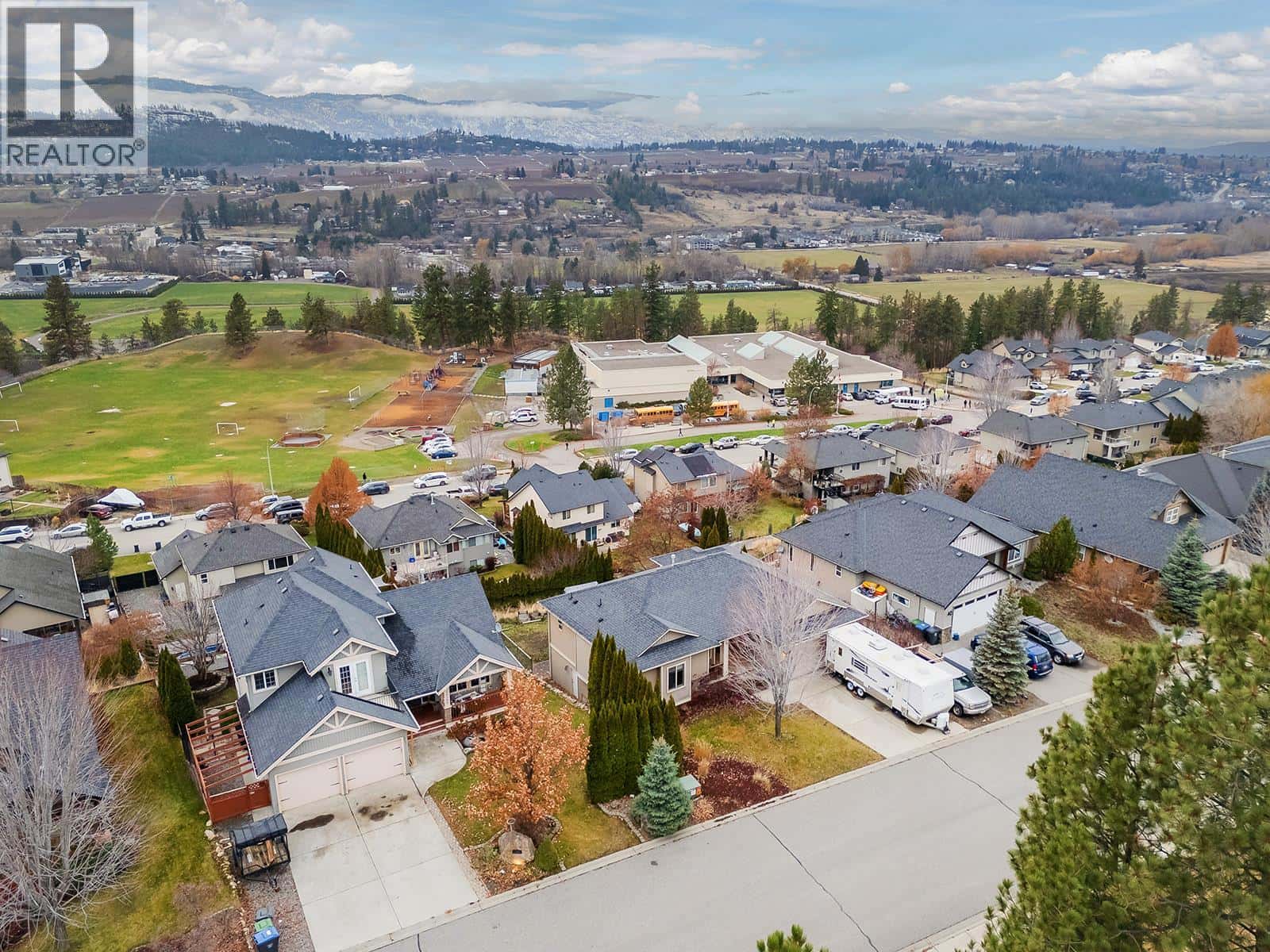 10290 Teresa Road — Lake Country, British Columbia - Photo 4 of 43