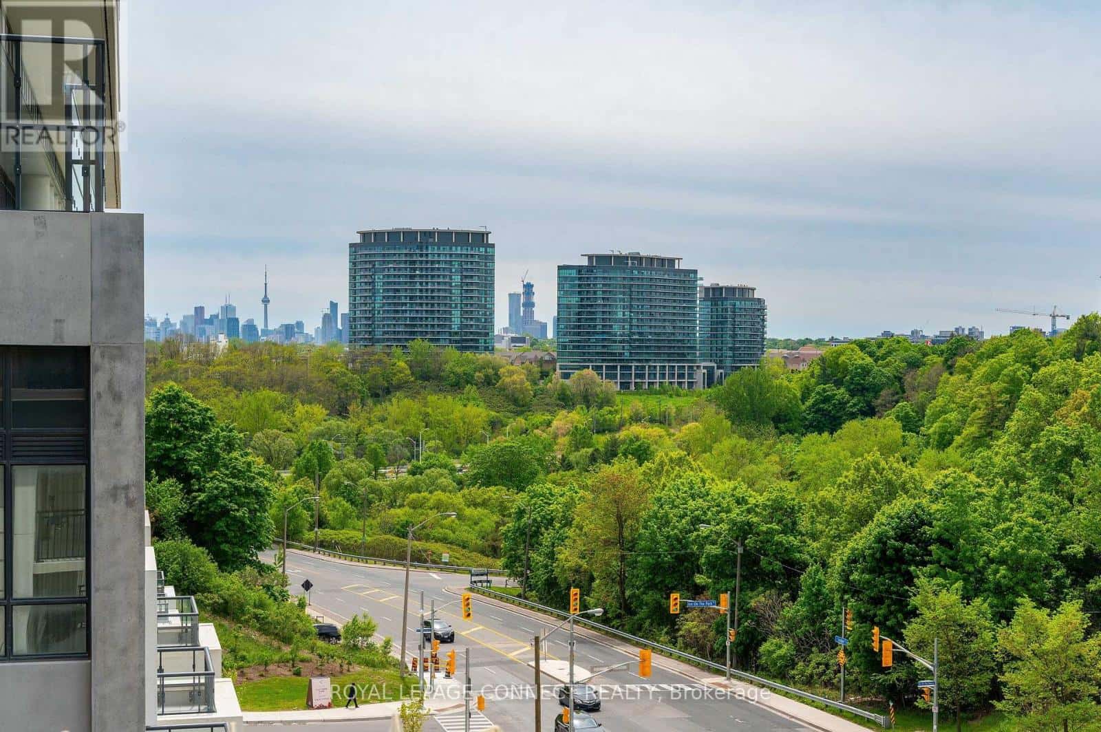 403 - 1101 LESLIE STREET — Toronto (Banbury-Don Mills), Ontario - Photo 3 of 27
