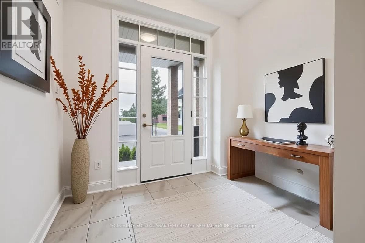 64 COSMOPOLITAN COMMON — St. Catharines (Carlton/Bunting), Ontario - Main photo