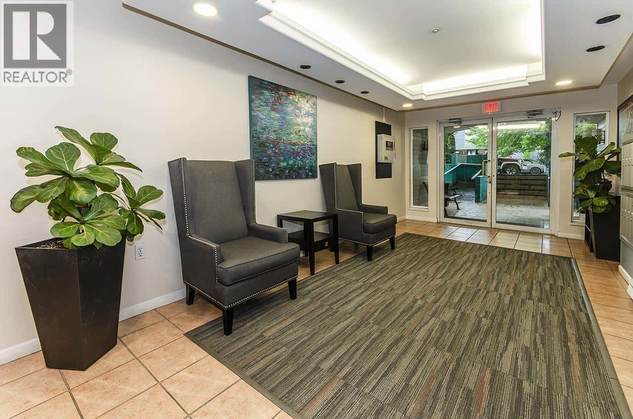 210 5788 VINE STREET — Vancouver, British Columbia - Photo 4 of 26