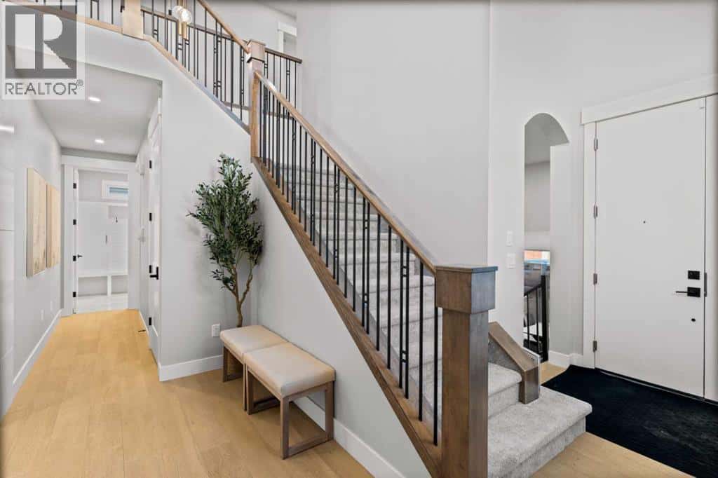 3 Waterford Manor — Chestermere, Alberta - Photo 5 of 50