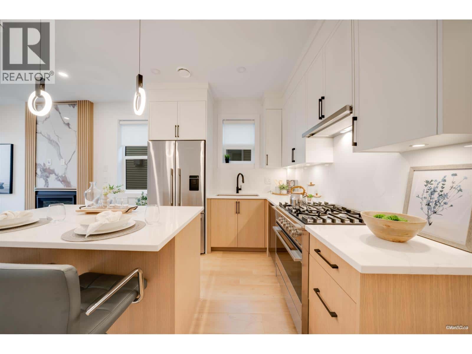 5956 HARDWICK STREET — Burnaby, British Columbia - Photo 3 of 22