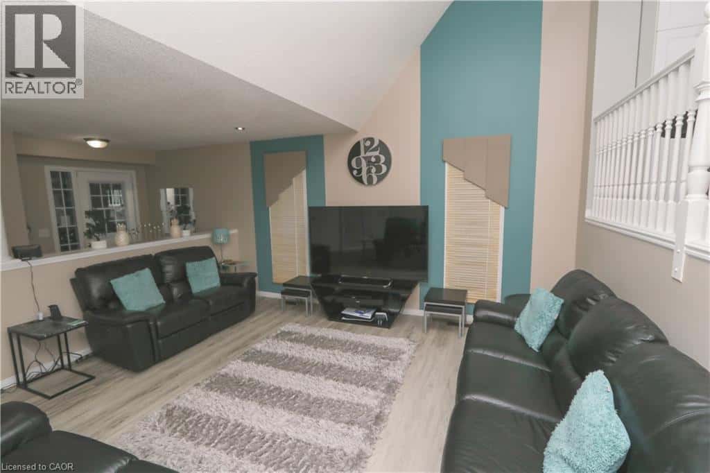 15 GEES Way — Cambridge, Ontario - Photo 4 of 26