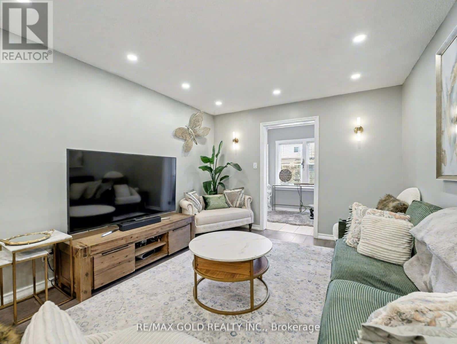 75 CHESTNUT AVENUE — Hamilton (Gibson), Ontario - Photo 4 of 25