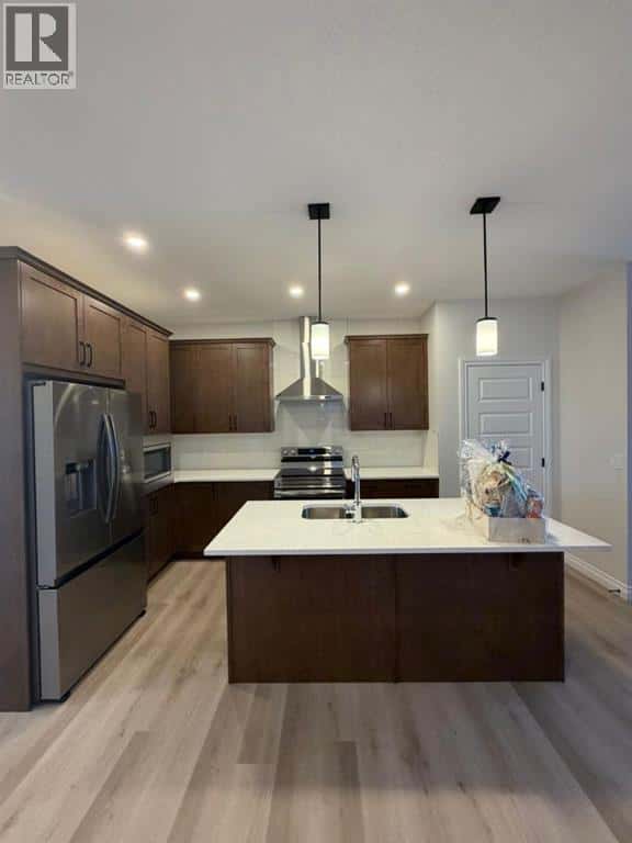 Calgary — Calgary - Photo 4 of 25