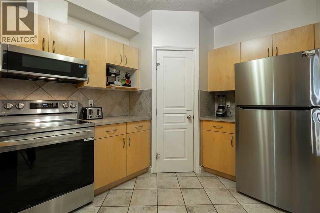 202, 138 18 Avenue SE — Calgary, Alberta - Photo 5 of 47