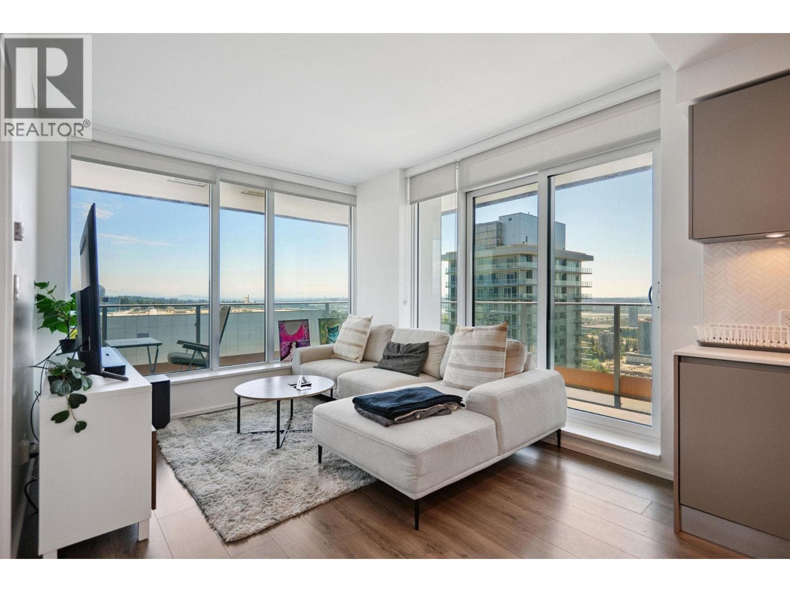 3505 3809 EVERGREEN PLACE — Burnaby, British Columbia - Main photo