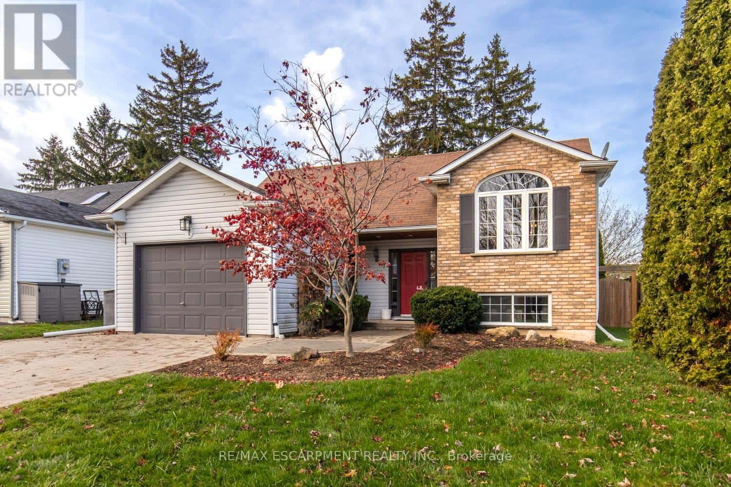 7 ANDERSON CRESCENT — West Lincoln (Smithville), Ontario - Photo 2 of 41