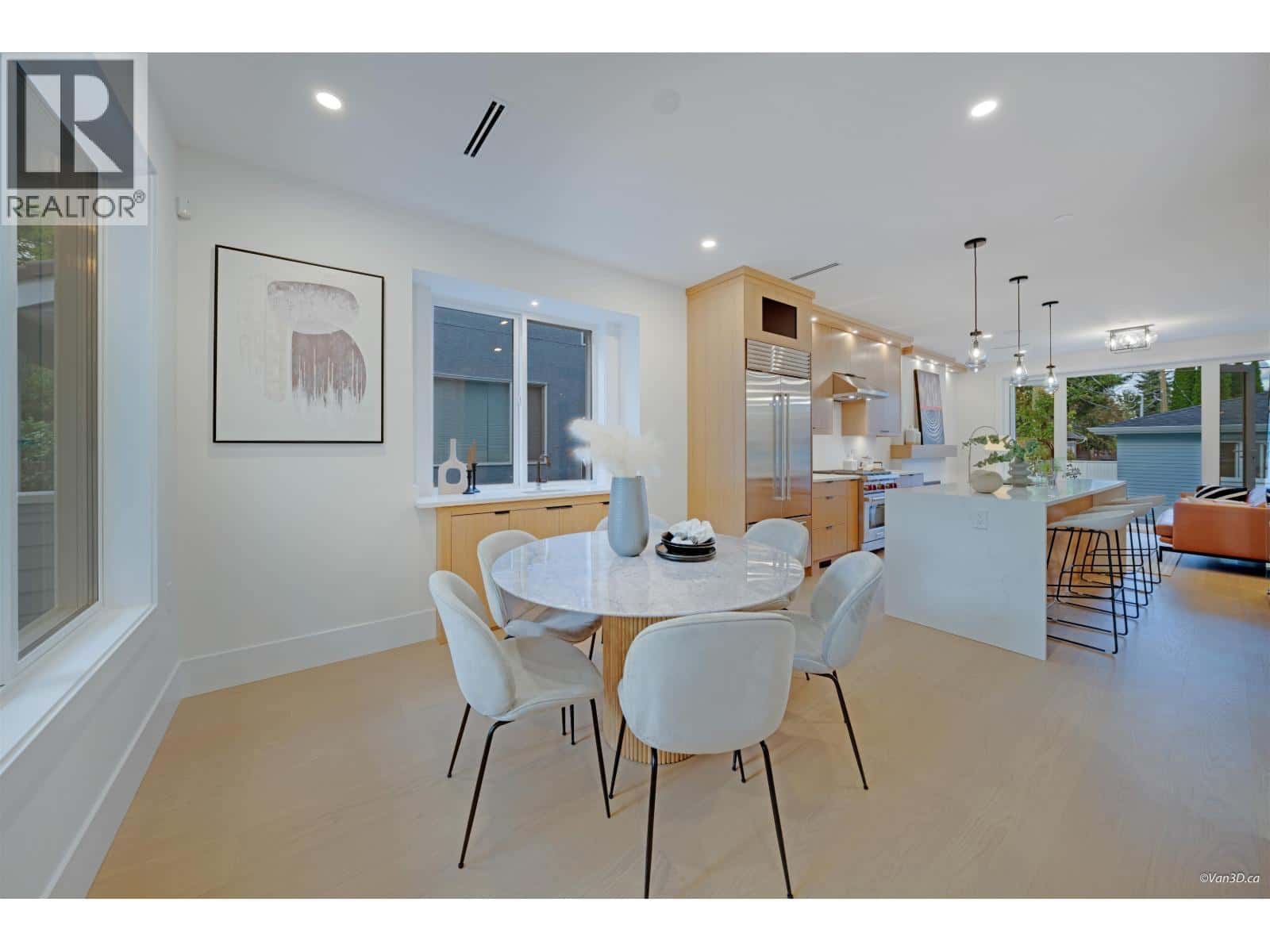 2658 WATERLOO STREET — Vancouver, British Columbia - Photo 3 of 38