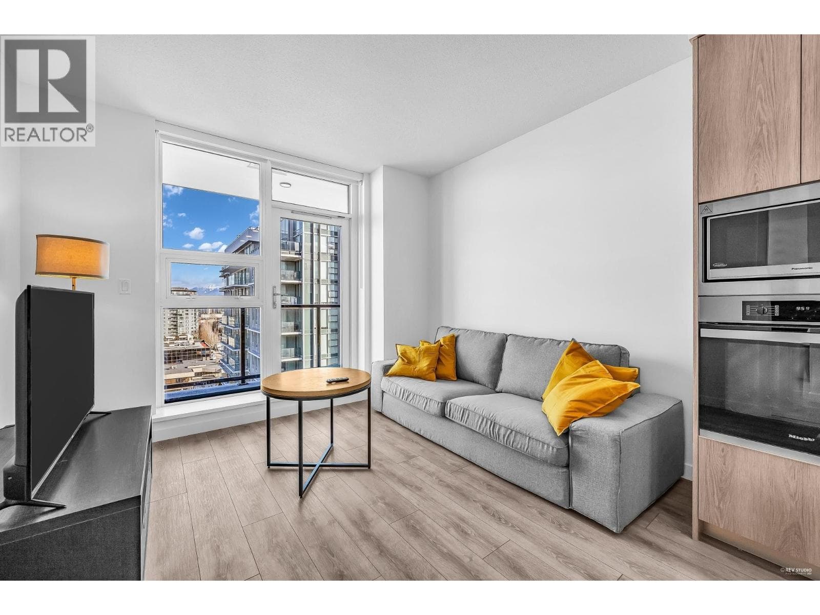 1204 6633 BUSWELL STREET — Richmond, British Columbia - Main photo