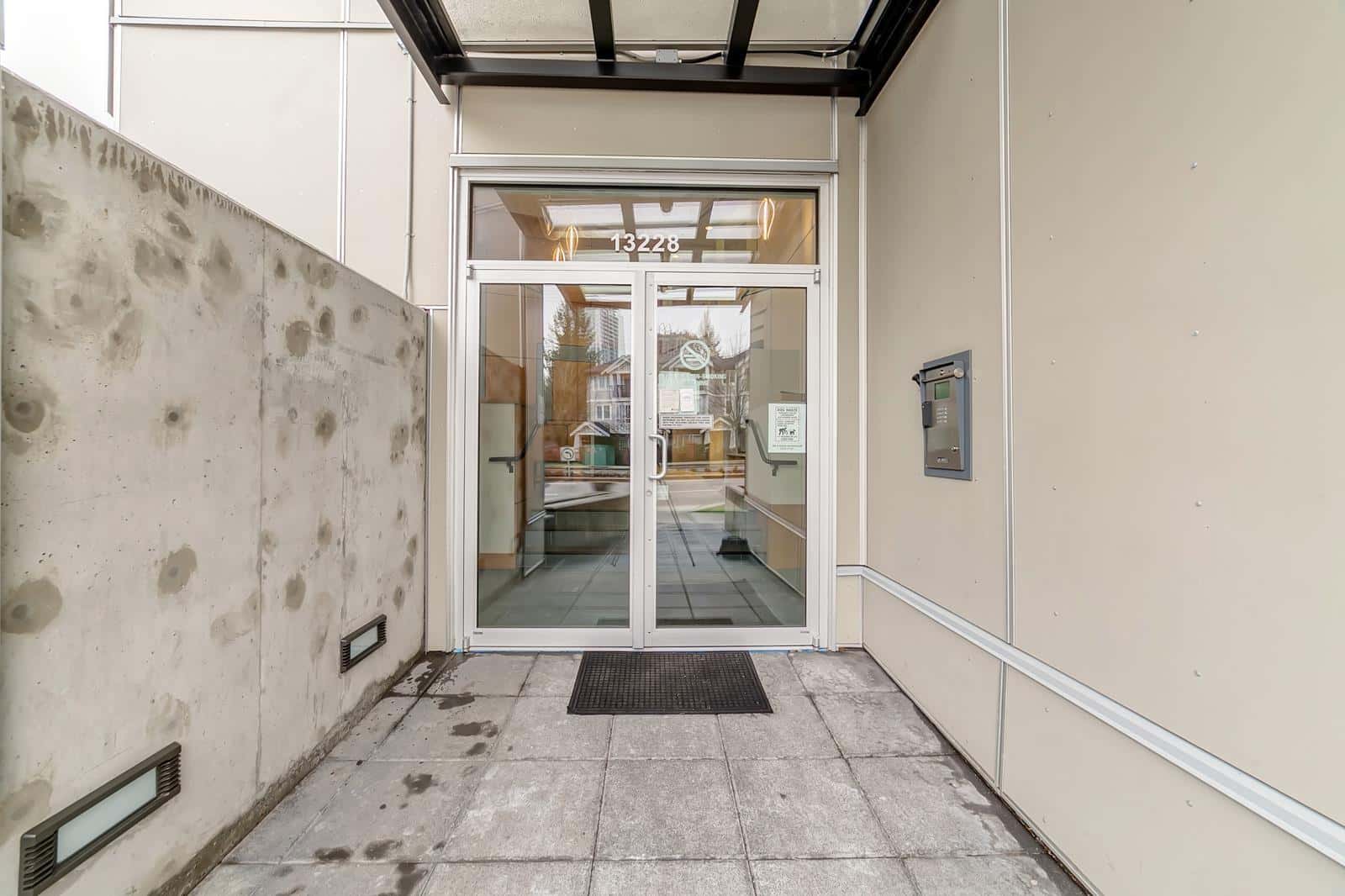 120 13228 OLD YALE ROAD — Surrey, British Columbia - Photo 5 of 25