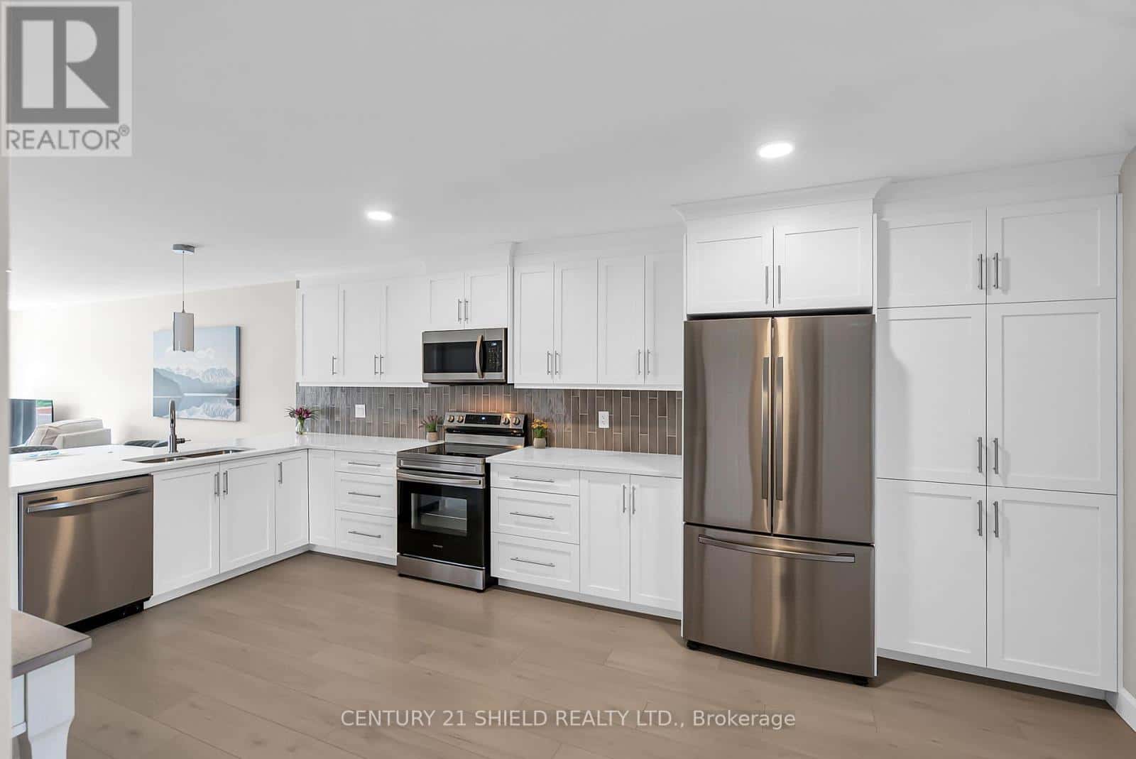 34 FORRESTER WAY — South Stormont, Ontario - Photo 5 of 29