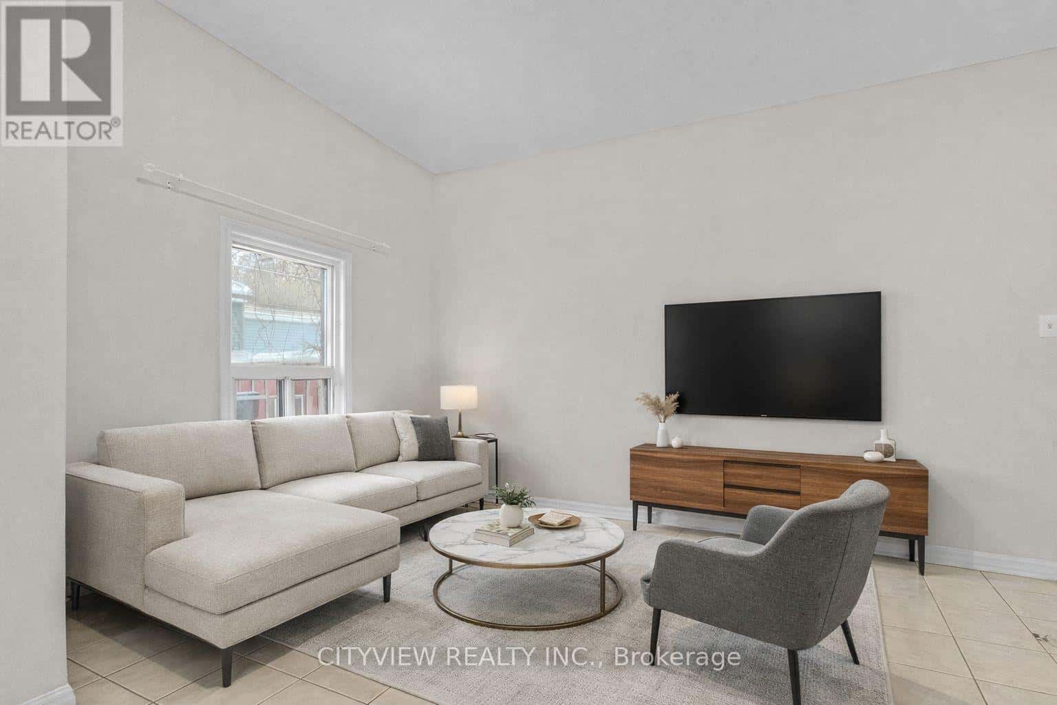 Toronto (Moss Park) — Toronto (Moss Park) - Photo 3 of 29