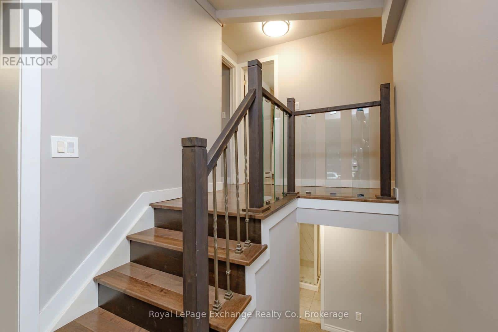 427 HIGHLAND DRIVE — Kincardine, Ontario - Photo 5 of 24