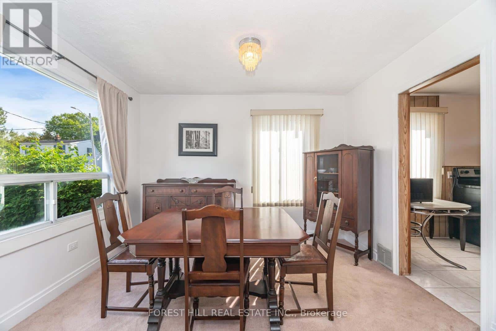 2 TOPHAM ROAD — Toronto (O'Connor-Parkview), Ontario - Photo 3 of 18